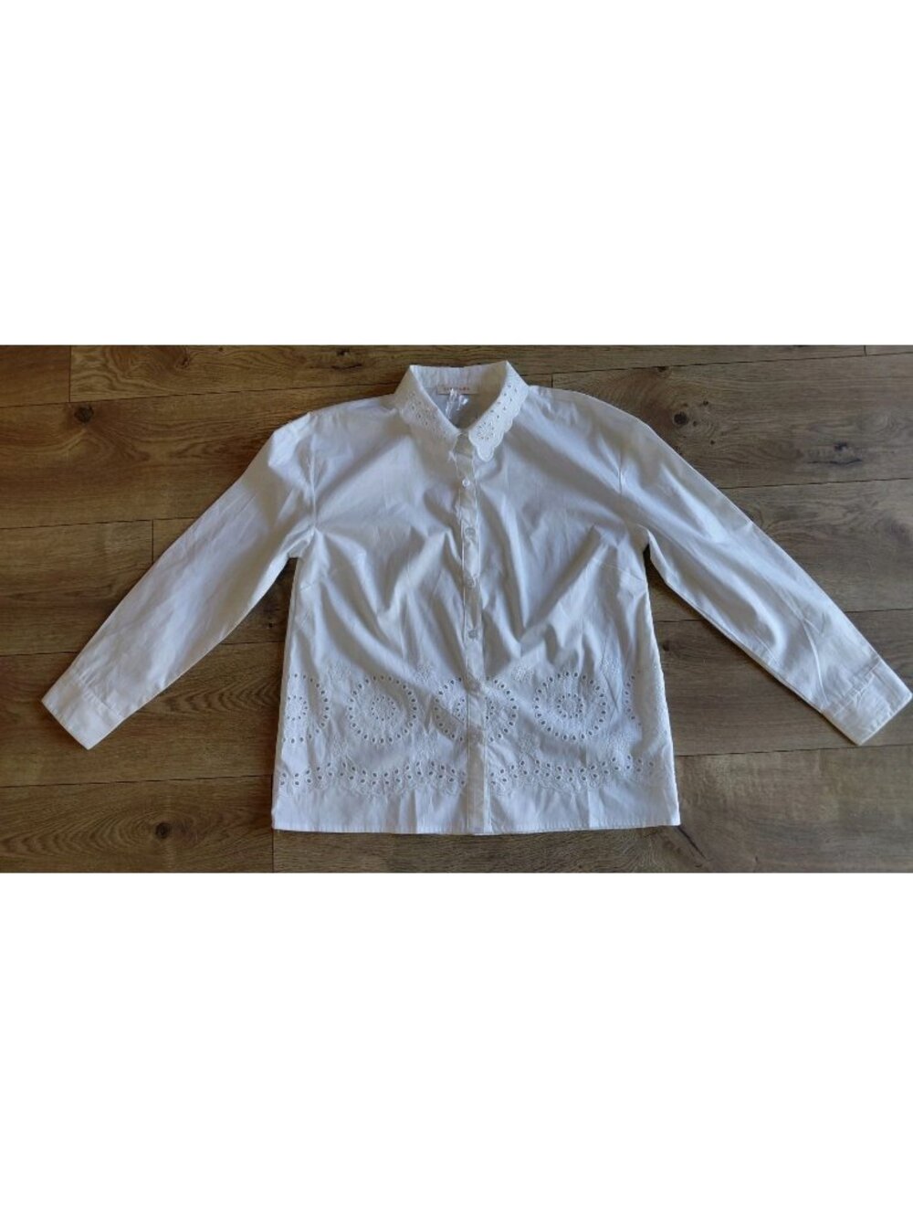 Solitaire White Eyelet Button Down Blouse Medium NWOT